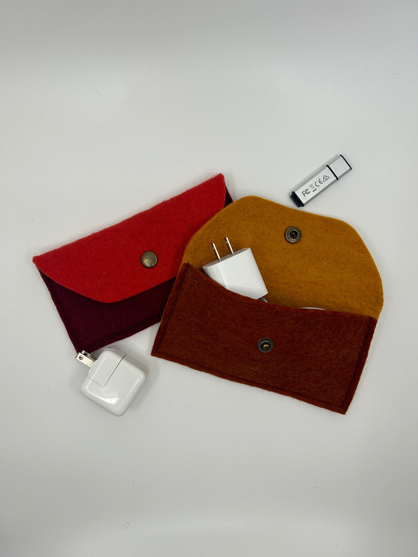 The Snap-and-Go - Mini Organizer Pouch